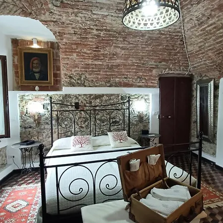 Zuccarellodreams Pensión 4*