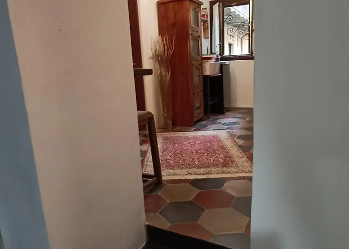 Zuccarellodreams Affittacamere 4*